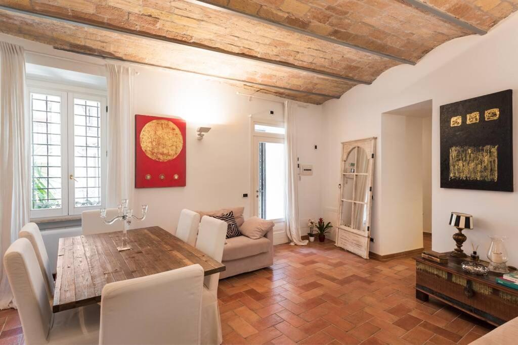 Lovely Colosseum Loft Apartment Roma Dış mekan fotoğraf